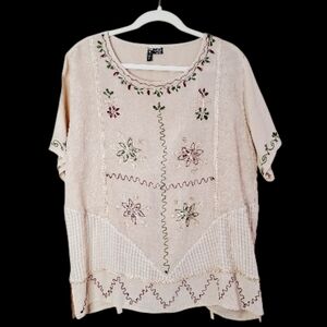 Vintage Womens Cream Short Sleeve Embroidered Boho Boxy Blouse One Size